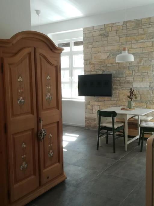 Lovely Apartment In The City Center Pula Ngoại thất bức ảnh